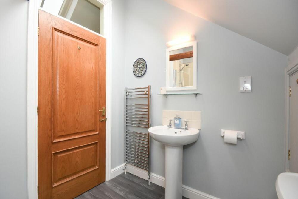 Villa Craster Tower Coach House Esterno foto